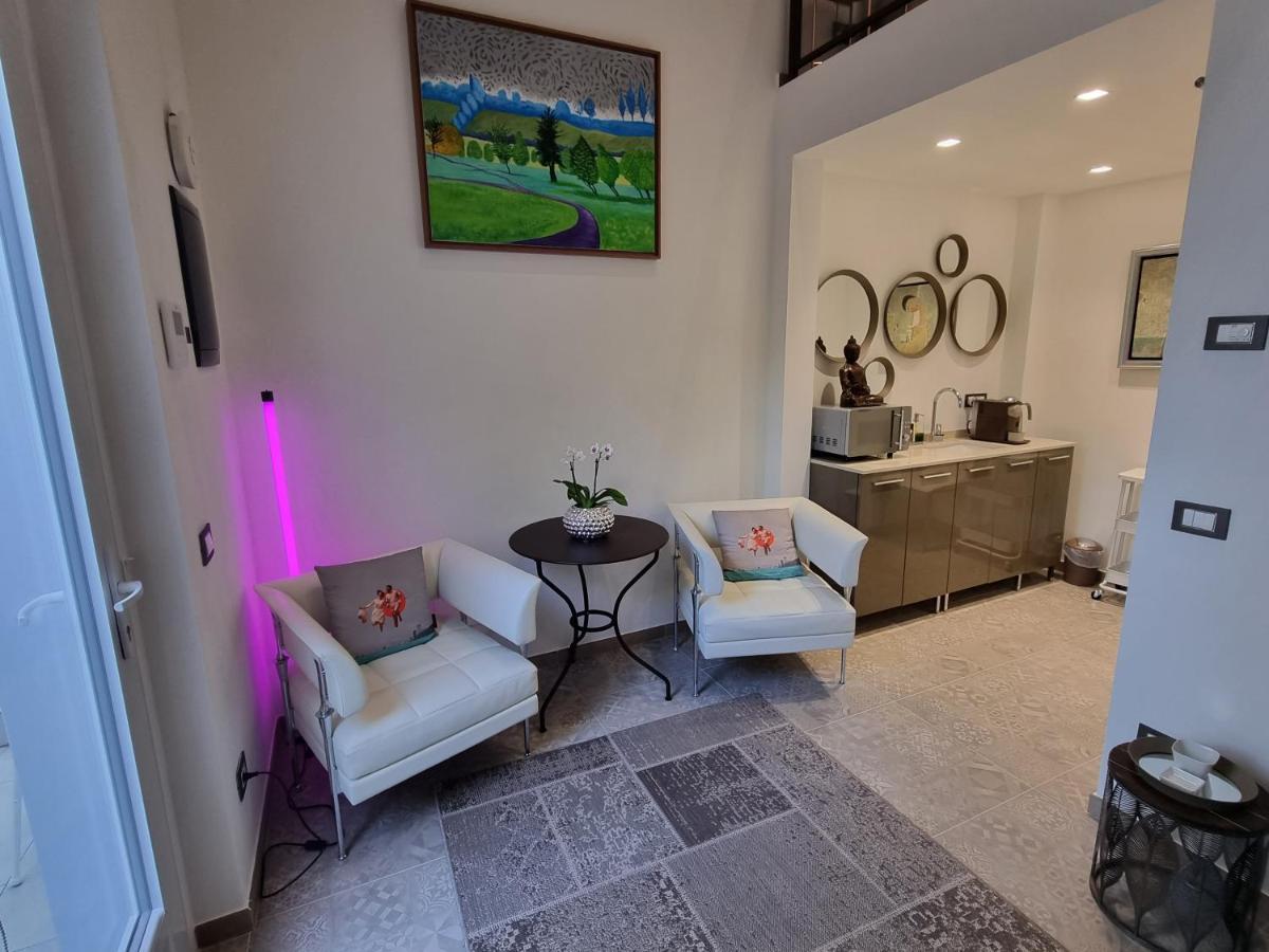 Palms Luxury Suites Sanremo Exteriör bild